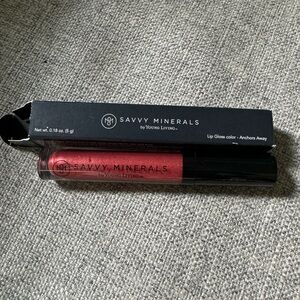 Young Living Savvy Minerals Lipgloss